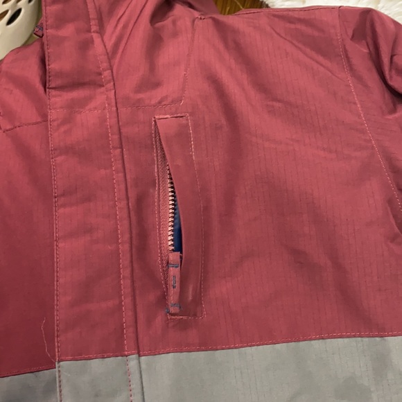 COPY - place boy coat - Picture 6 of 17